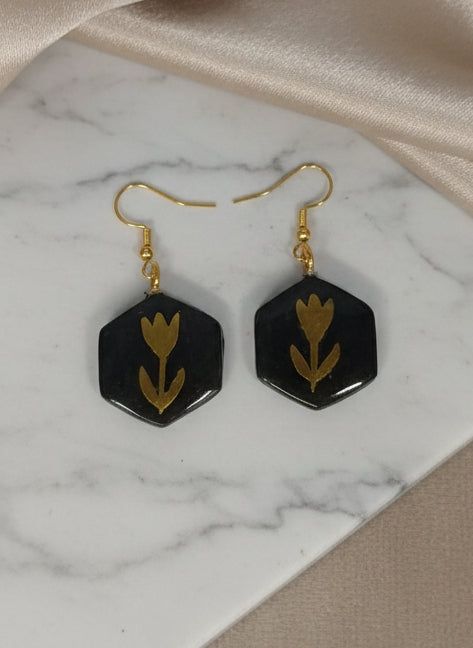 Boucles d’oreilles noirs chic bohème baroque or