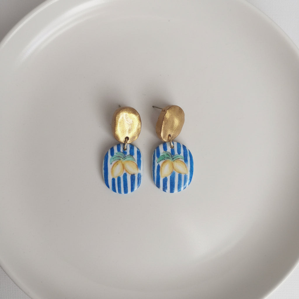 Boucles d'Oreilles Limoncello - Citron sur Fond Rayé Bleu | Argile polymère
