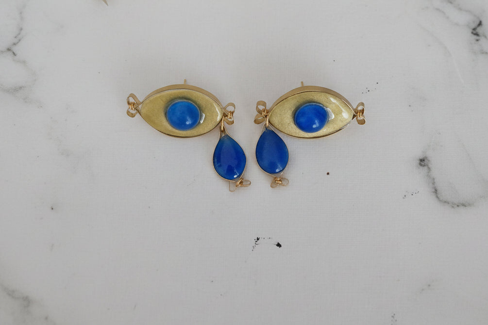 Boucles d’Oreilles Regard Mystique – Artisanat d’Art en Argile Polymère et Laiton - Talis & co