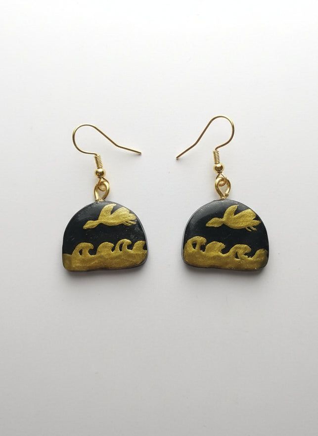 Boucles d’oreilles noirs chic bohème baroque or