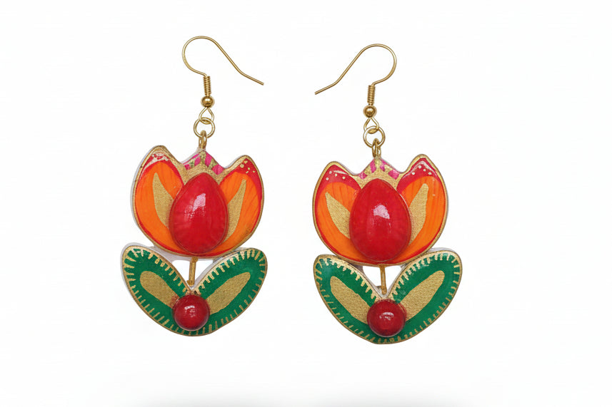 Boucles d'Oreilles Folkloriques en argile Peinte à la Main – Motif Floral orange et Vert
