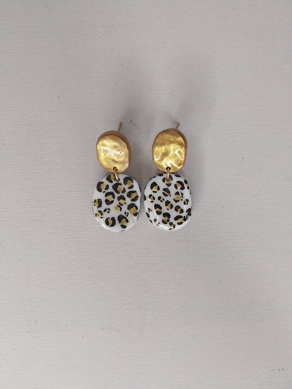 Boucles d'Oreilles Savane - Léopard et Doré | Argile polymère