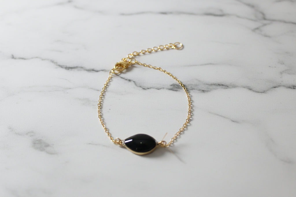 Bracelet Fin Colorée – Laiton, perle en résine & Acier Inoxydable - Talis & co