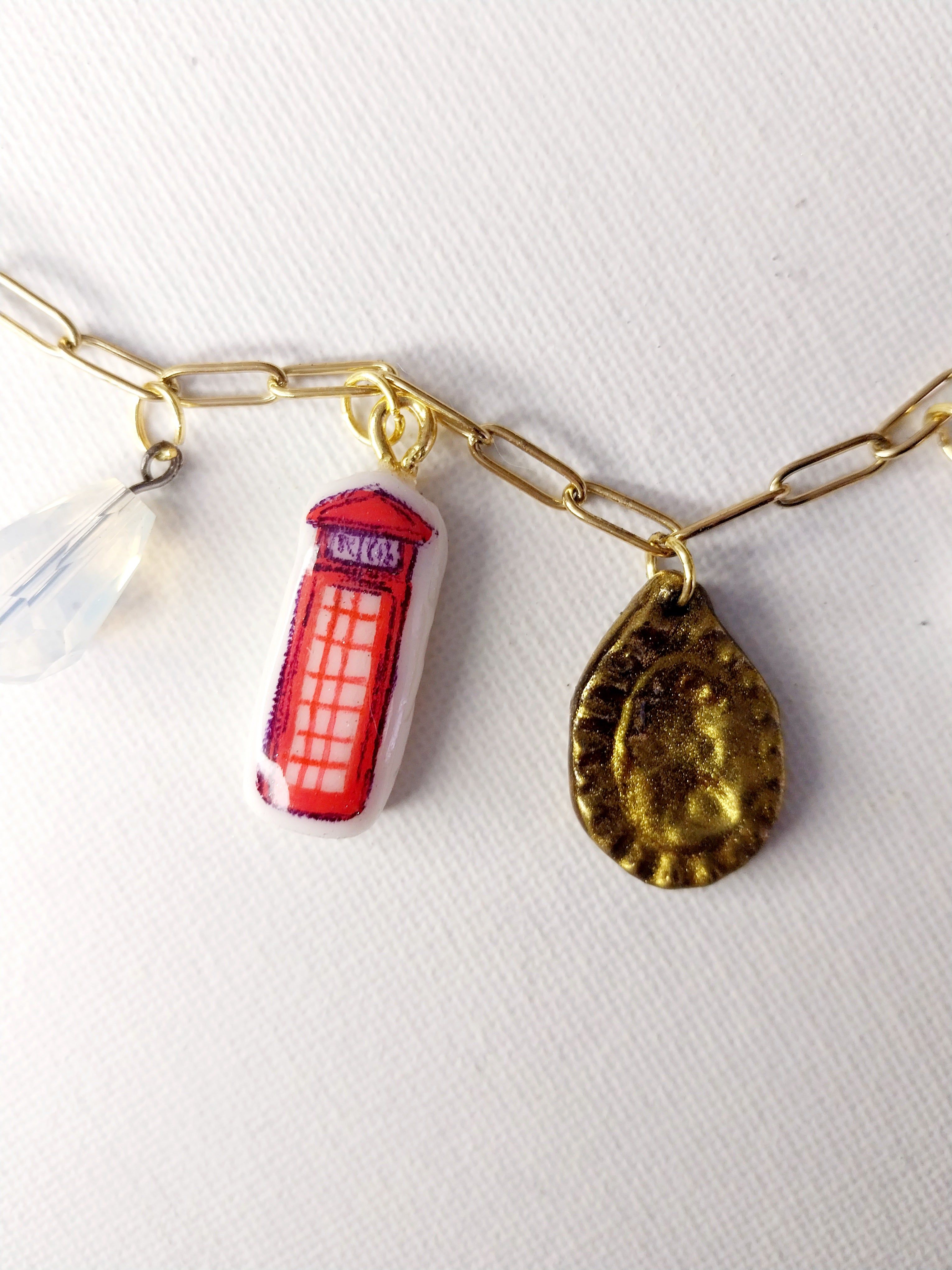 Collier à Breloques unique sur le thème de l'Angleterre