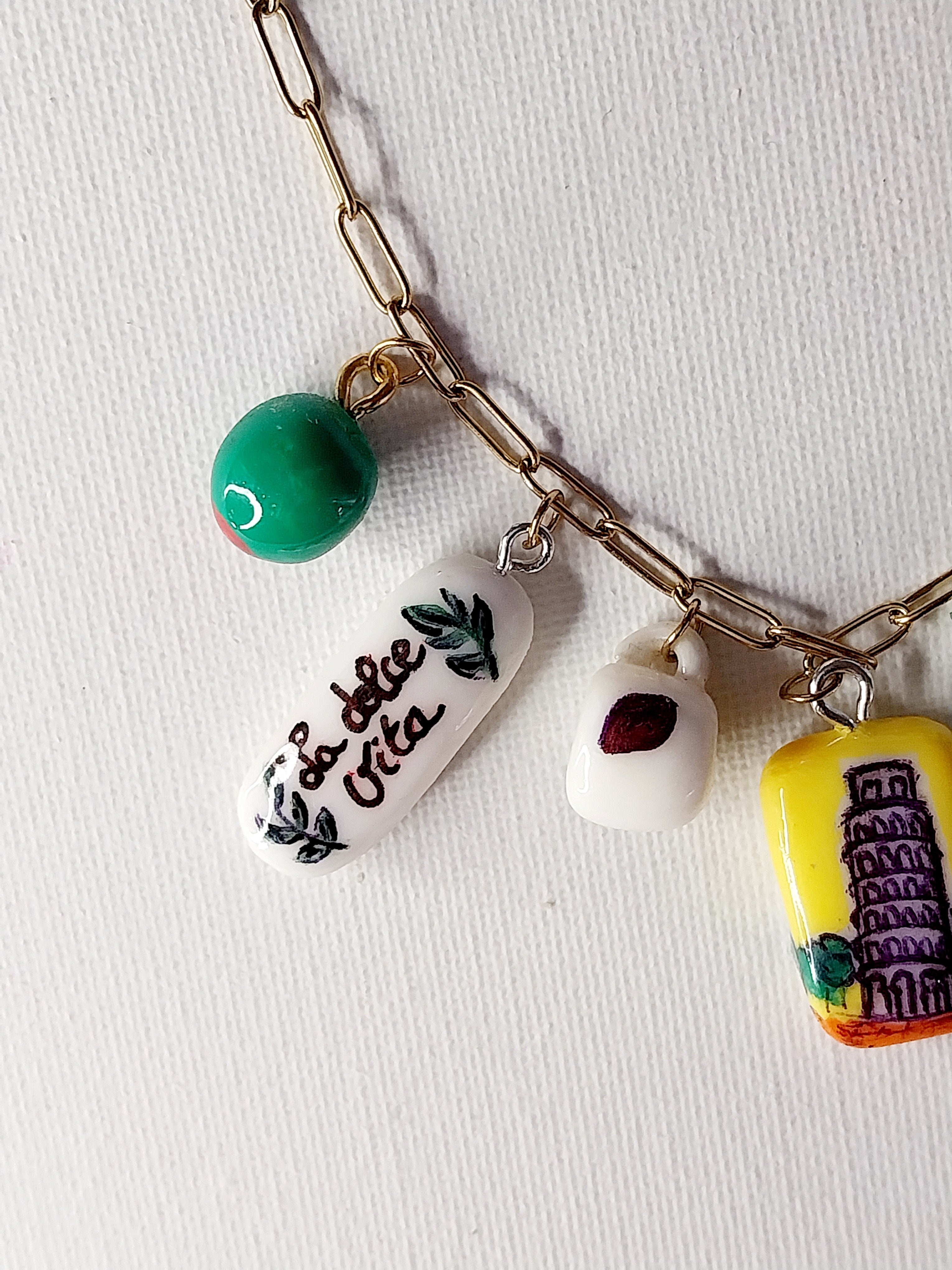 Collier à breloques inspiration voyage en Italie Talis&co