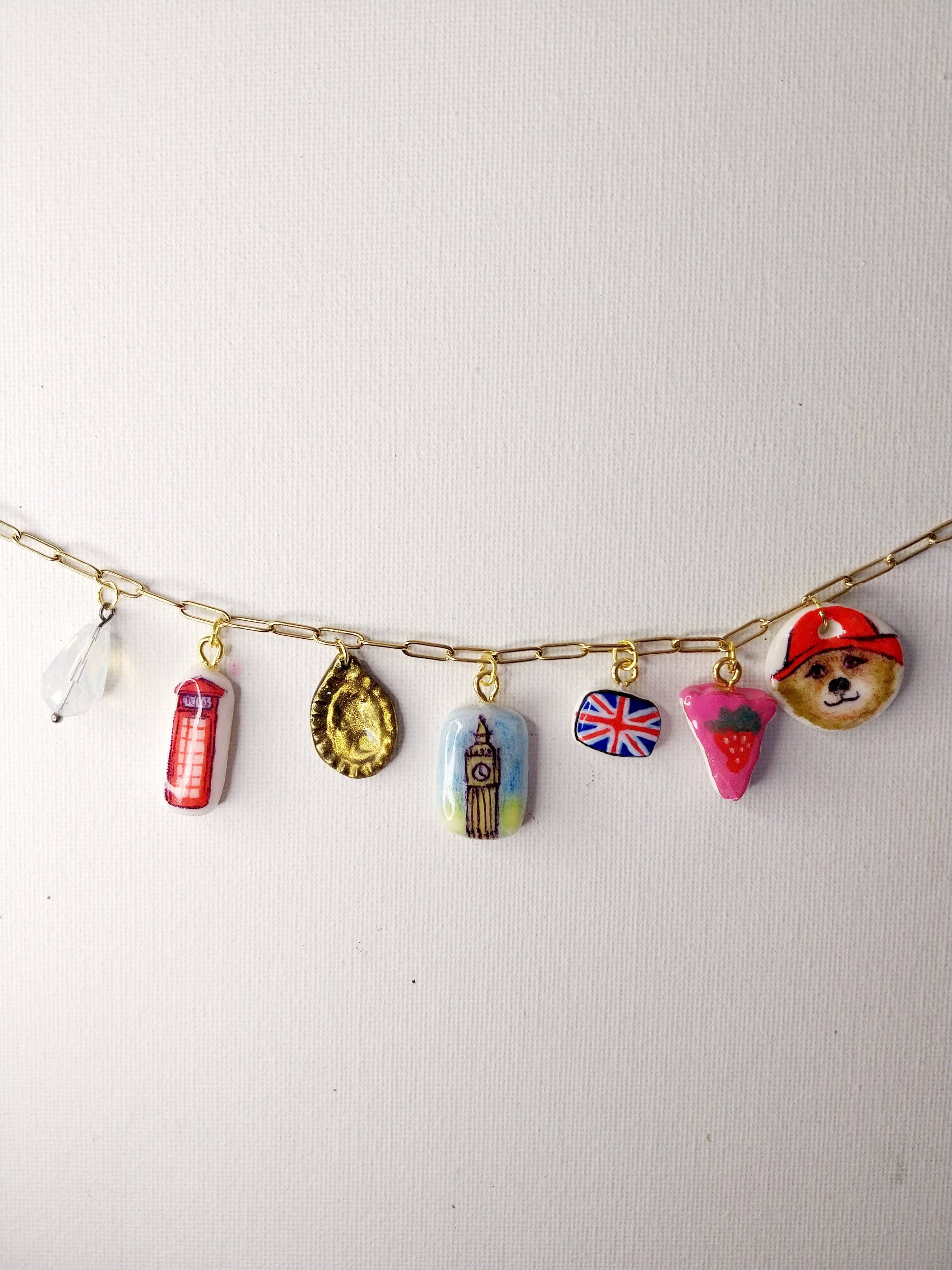 Collier à Breloques unique sur le thème de l'Angleterre