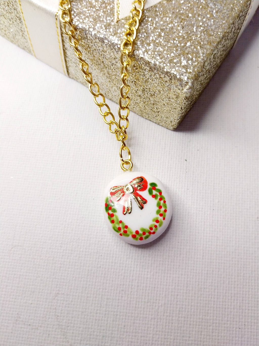 Collier unique de noel couronne 