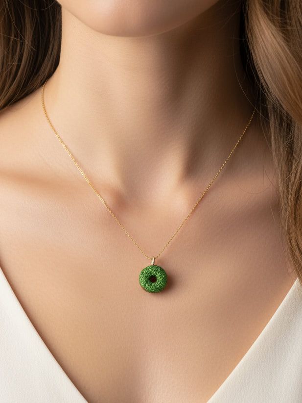 Pendentif Scintillant – Une Touche de Gourmandise Glamour !