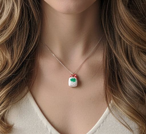 Pendentif artisanal tasse de Noël sapin