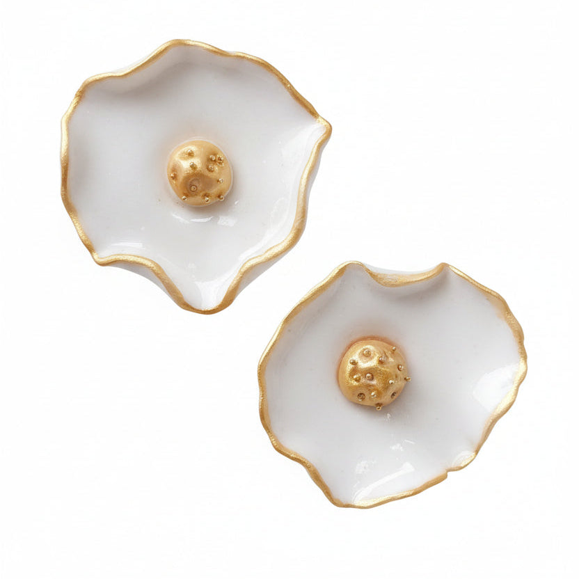 Boucles d'Oreilles Neige - Blanche et Doré | Argile polymère