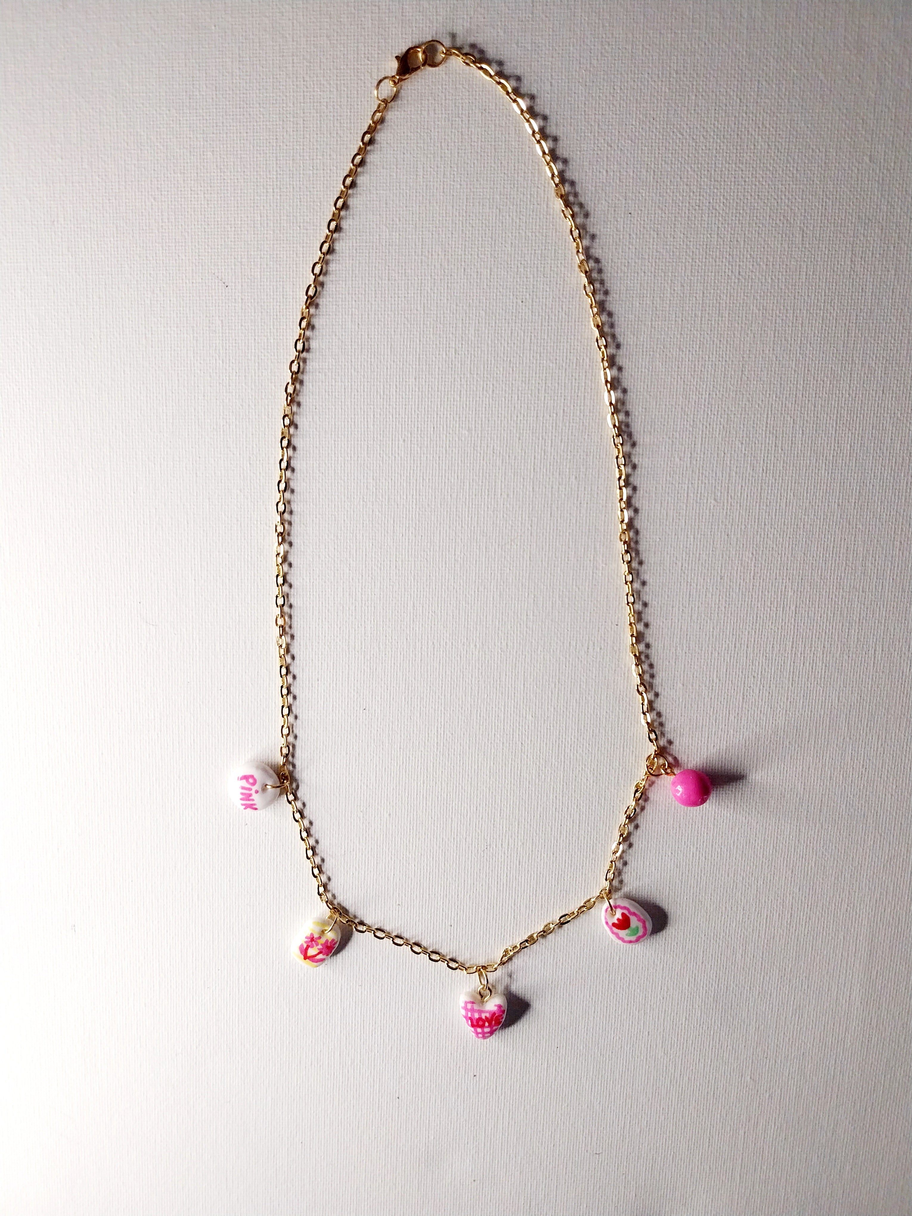 Collier à breloques roses Talis&co