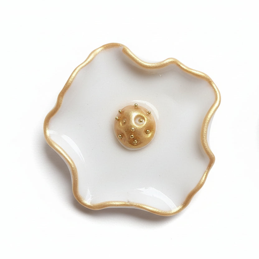 Boucles d'Oreilles Neige - Blanche et Doré | Argile polymère