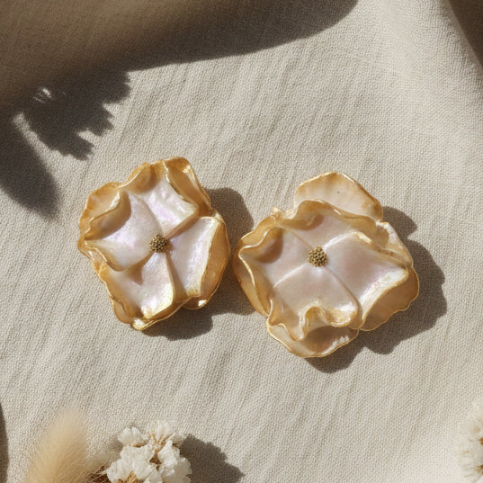 Boucles d'Oreilles Aurore - Fleurs Reflets Rose et Doré | Argile polymère