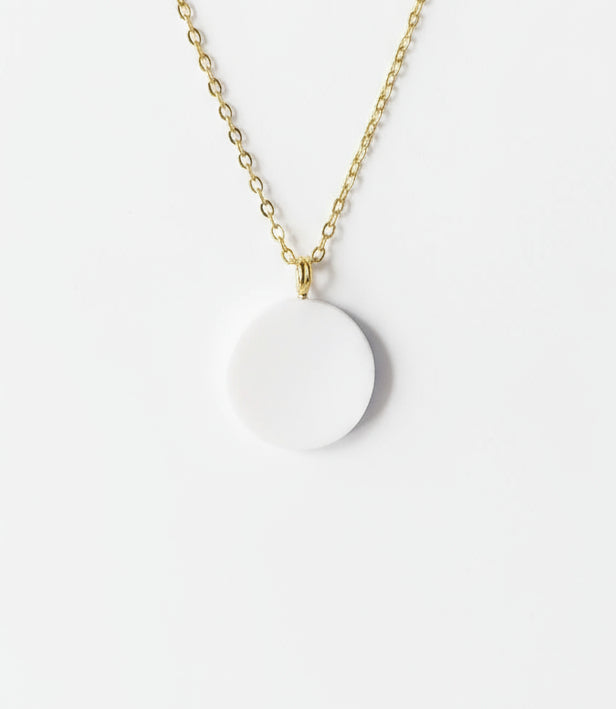 Pendentif LOVE bleu Talis&co