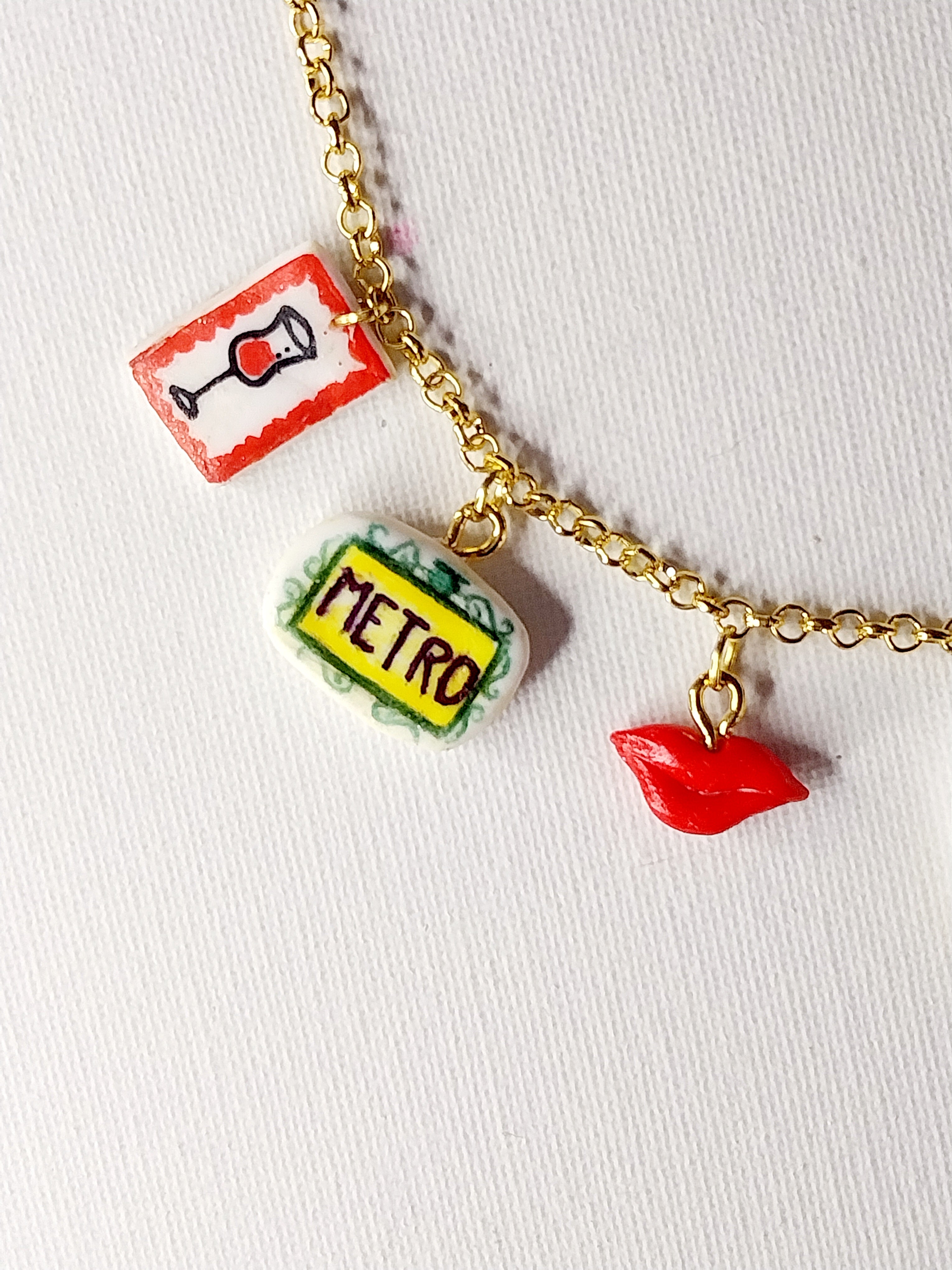 Collier à breloques inspiration voyage à PARIS Talis&co