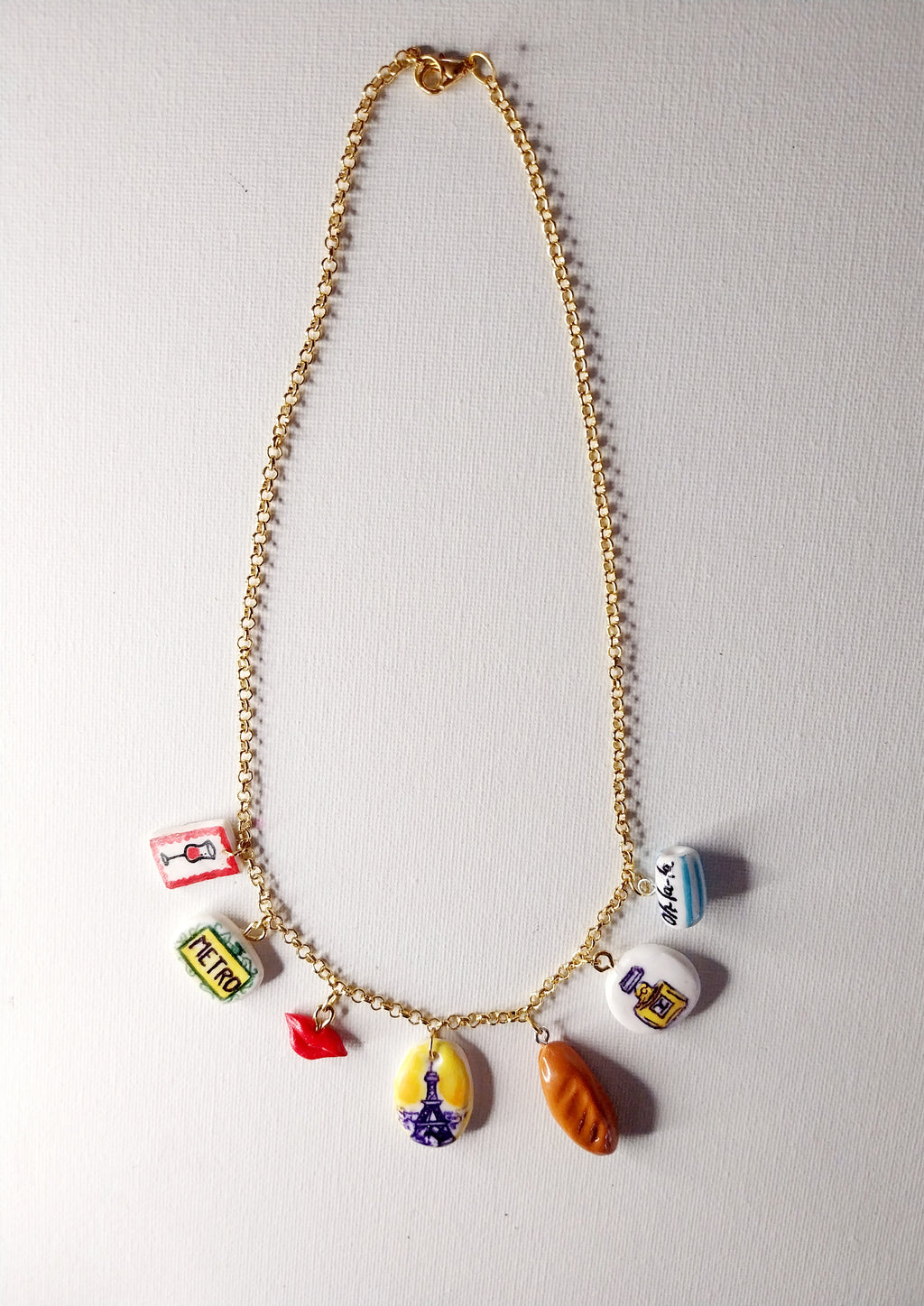 Collier à breloques inspiration voyage à PARIS Talis&co